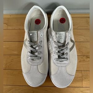 NWT Vans Silver & White Sneakers - Men’s 10